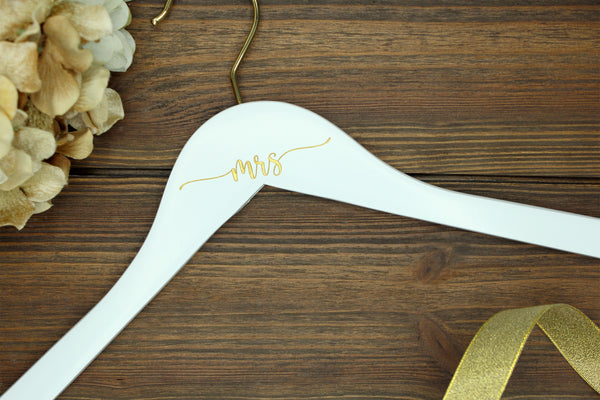 Mrs Gold Engraved Hanger, White with Gold Hook